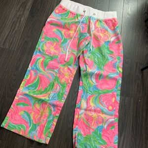 Lilly Pulitzer baggy beachy design pants.